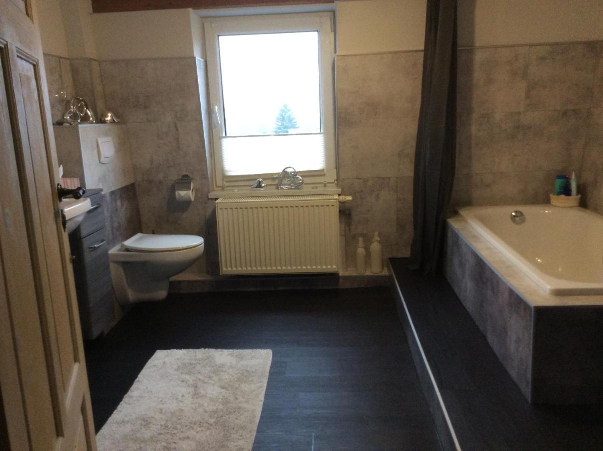 Uwe's Sporthuette Appartement *