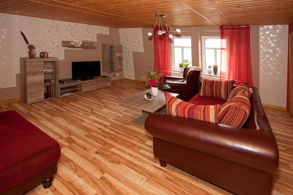 Uwe's Sporthuette * Thale
